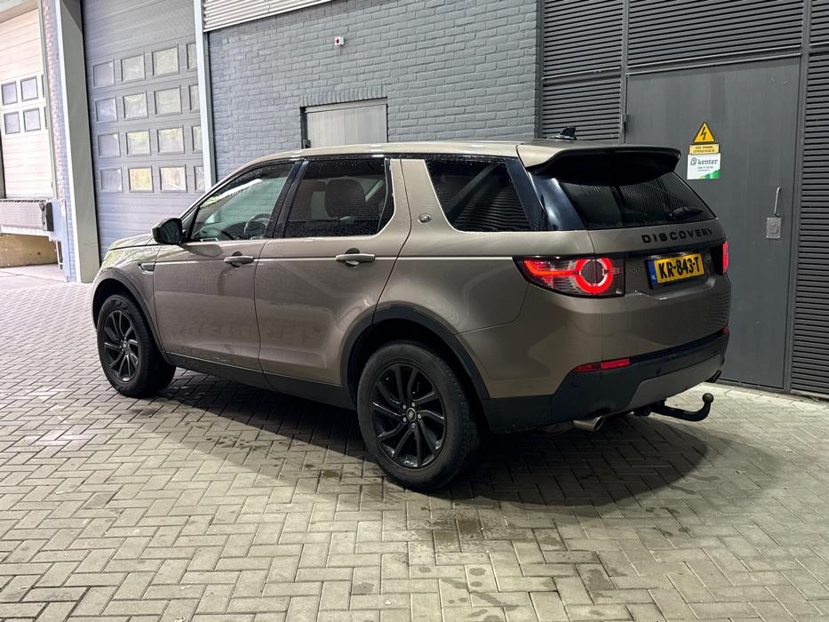 Land Rover Discovery Sport 2.0 TD4 HSE Luxury | Trekhaak | BLIS | Leder | Stoel- Stuurverwarming | Camera