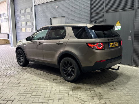 Land Rover Discovery Sport 2.0 TD4 HSE Luxury | Trekhaak | BLIS | Leder | Stoel- Stuurverwarming | Camera