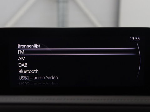 Mazda CX-30 2.0 e-SkyActiv-X M Hybrid Luxury | Leder | Stuur/stoel verwarming | Adaptive cruise | Head-up | 360 camera | Park assist | BOSE sound | Carplay | Elektrische achterklep