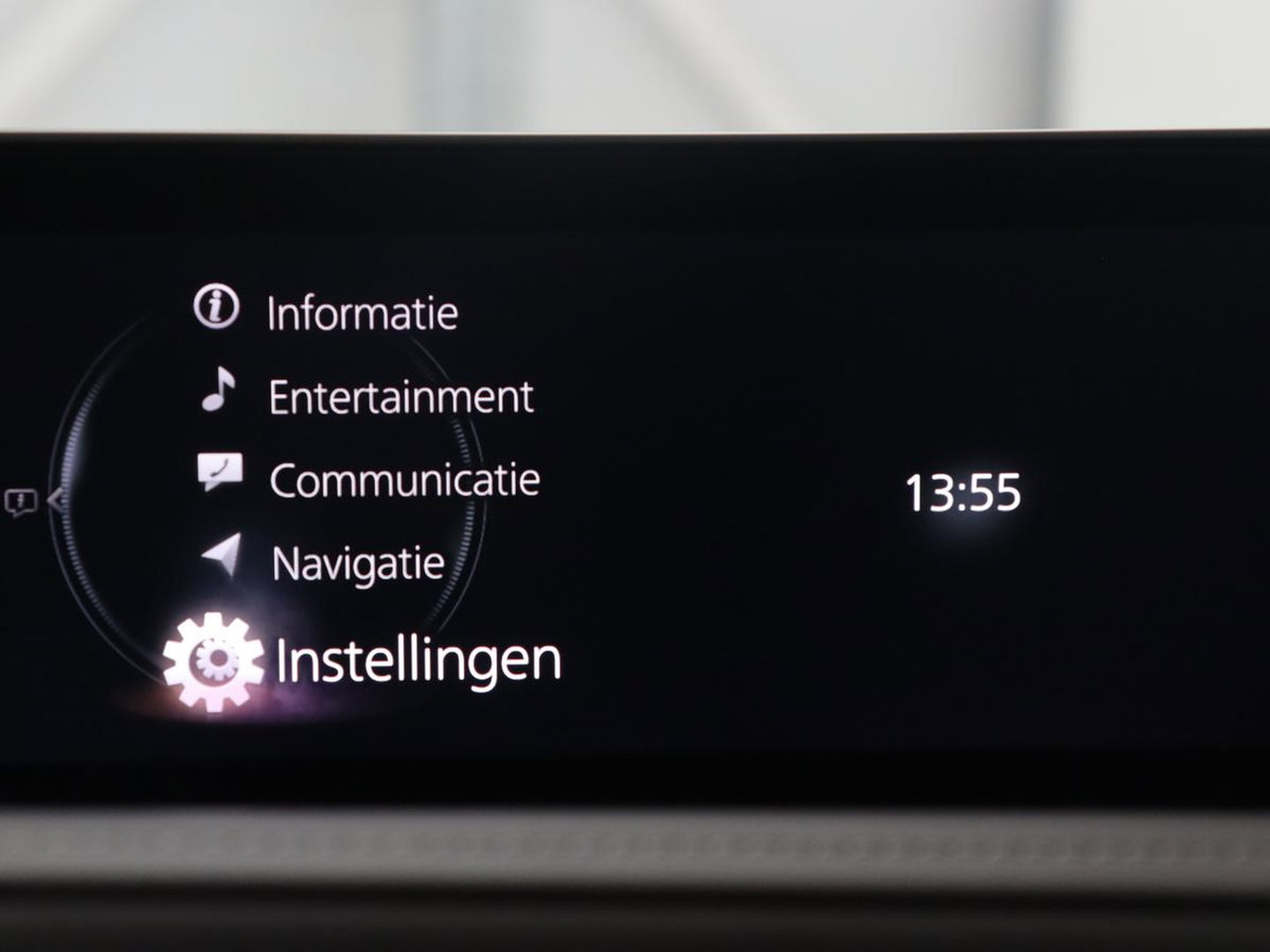 Mazda CX-30 2.0 e-SkyActiv-X M Hybrid Luxury | Leder | Stuur/stoel verwarming | Adaptive cruise | Head-up | 360 camera | Park assist | BOSE sound | Carplay | Elektrische achterklep