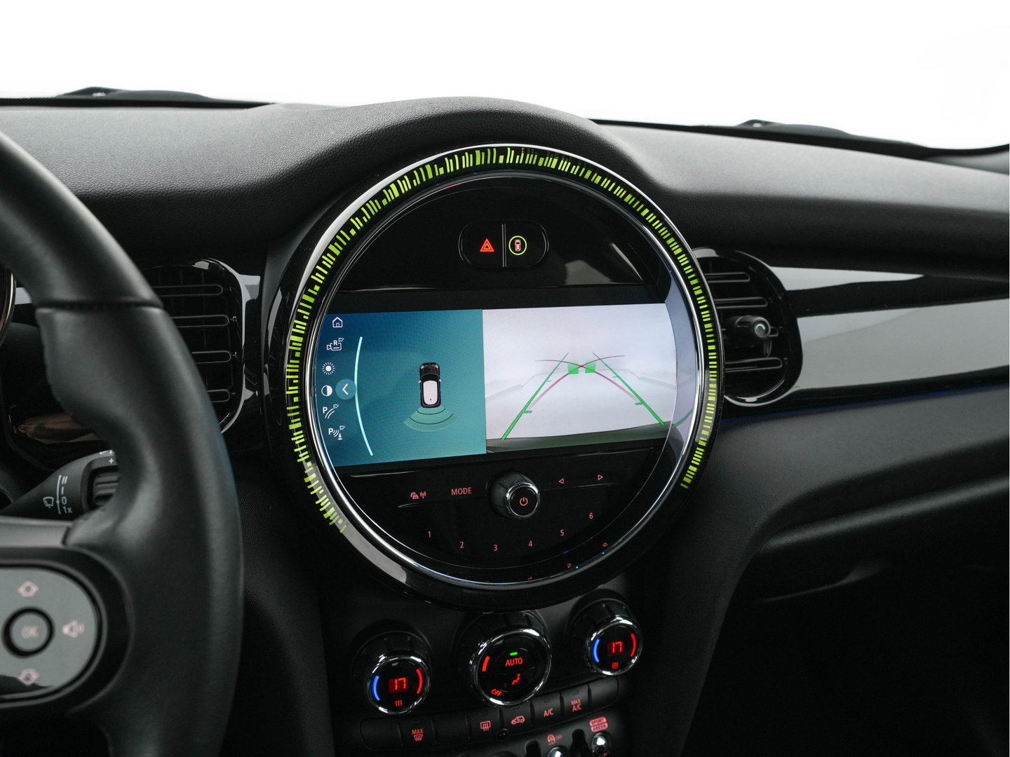 MINI 3-deurs 1.5 One Business Edition (INCL-BTW) Aut. *LEATHER-FABRIC | FULL-LED | NAVI-FULLMAP | SPORTSEATS | AMBIENTLIGHT | DIGI-COCKPIT | PRIVACY-GLASS | DAB+ | ECC | PDC | UNION-JACK LED |  CRUISE | CAMERA | KEYLESS | 16''ALU