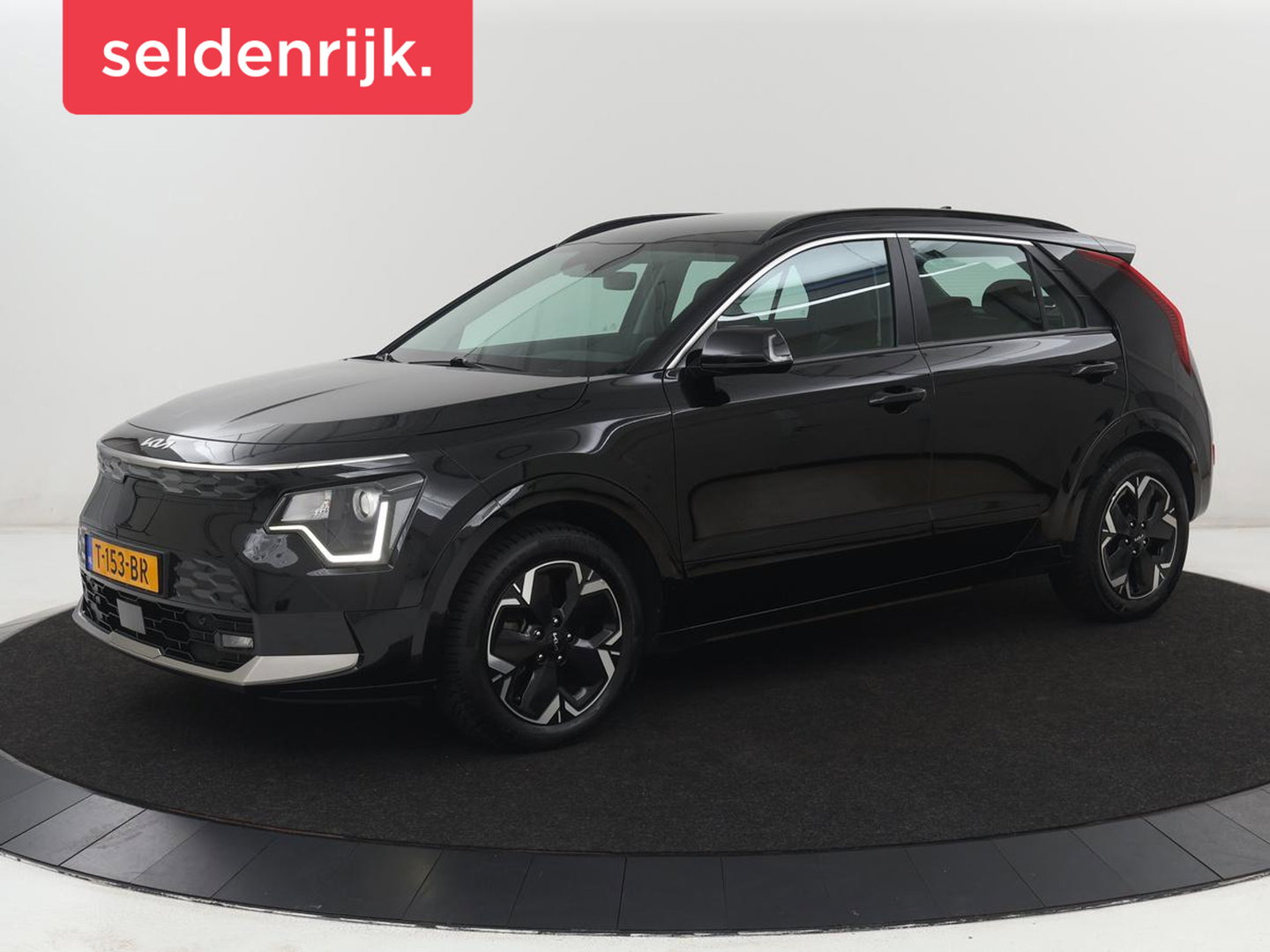 Kia Niro EV DynamicLine 64.8 kWh | Adaptive cruise | SOH 96,9% | Half leder | Carplay | Full LED | Keyless | Sfeerverlichting | File Assistent | Camera | Navigatie | Parkeerhulp | Climate control