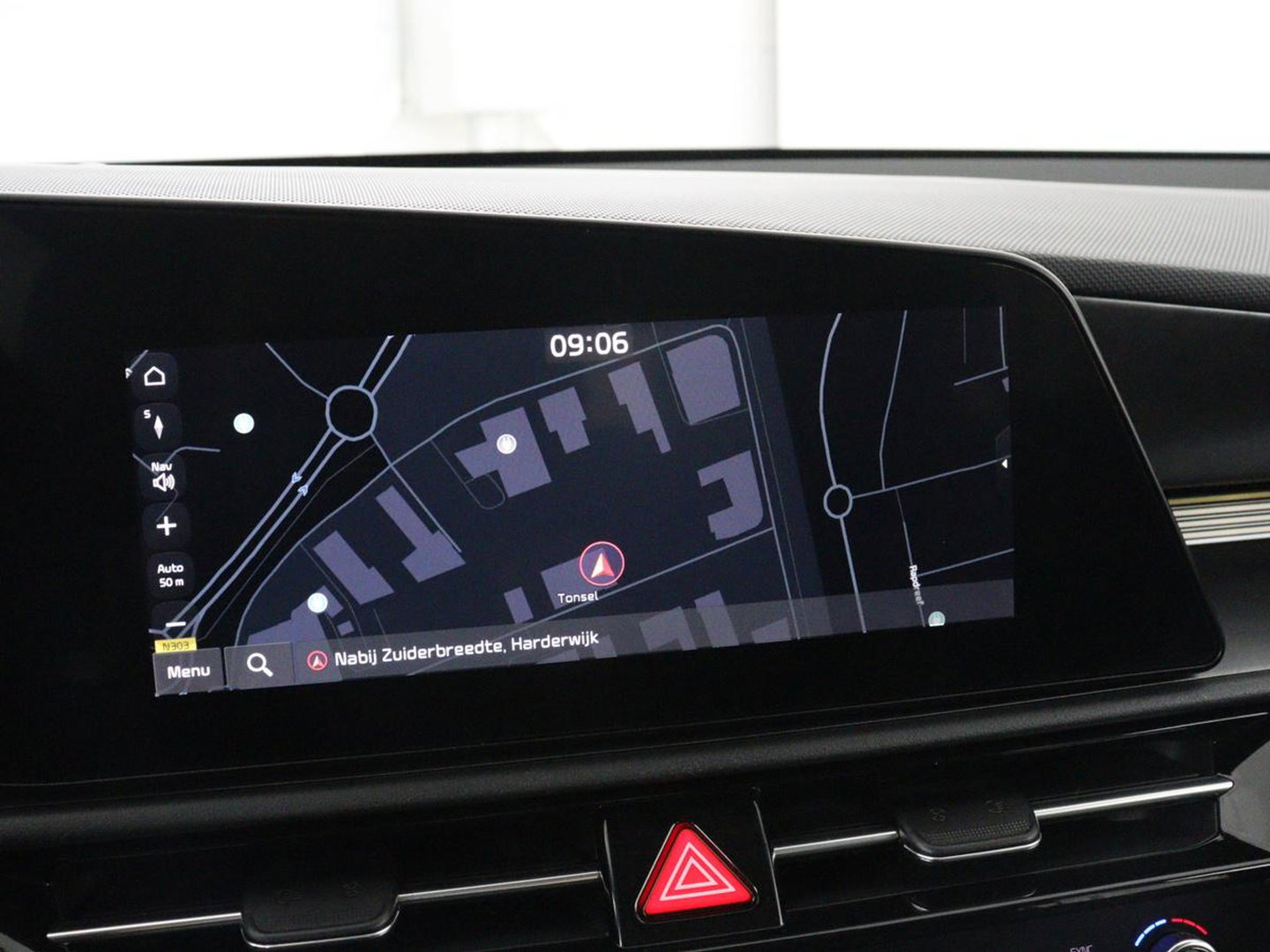 Kia Niro EV DynamicLine 64.8 kWh | Adaptive cruise | SOH 96,9% | Half leder | Carplay | Full LED | Keyless | Sfeerverlichting | File Assistent | Camera | Navigatie | Parkeerhulp | Climate control