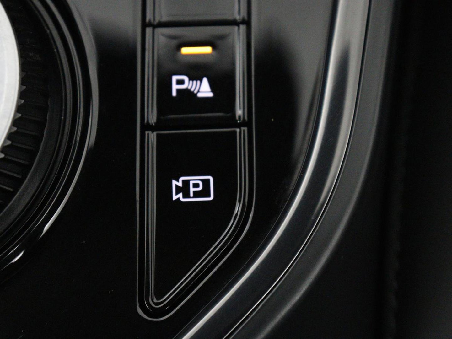 Kia Niro EV DynamicLine 64.8 kWh | Adaptive cruise | SOH 96,9% | Half leder | Carplay | Full LED | Keyless | Sfeerverlichting | File Assistent | Camera | Navigatie | Parkeerhulp | Climate control