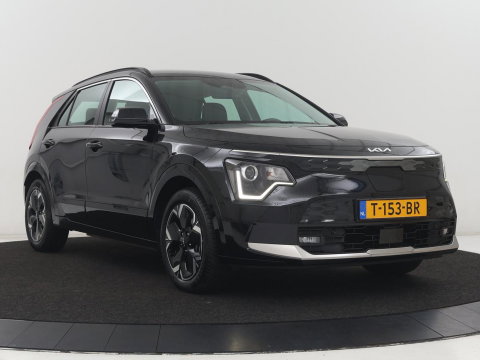 Kia Niro EV DynamicLine 64.8 kWh | Adaptive cruise | SOH 96,9% | Half leder | Carplay | Full LED | Keyless | Sfeerverlichting | File Assistent | Camera | Navigatie | Parkeerhulp | Climate control