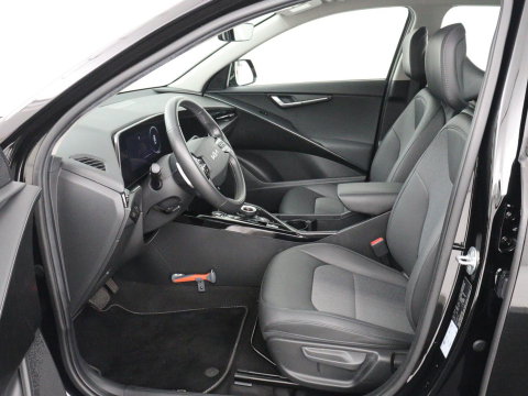 Kia Niro EV DynamicLine 64.8 kWh | Adaptive cruise | SOH 96,9% | Half leder | Carplay | Full LED | Keyless | Sfeerverlichting | File Assistent | Camera | Navigatie | Parkeerhulp | Climate control
