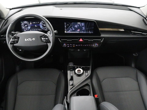 Kia Niro EV DynamicLine 64.8 kWh | Adaptive cruise | SOH 96,9% | Half leder | Carplay | Full LED | Keyless | Sfeerverlichting | File Assistent | Camera | Navigatie | Parkeerhulp | Climate control