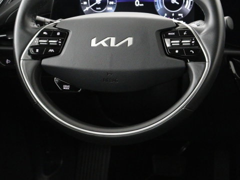 Kia Niro EV DynamicLine 64.8 kWh | Adaptive cruise | SOH 96,9% | Half leder | Carplay | Full LED | Keyless | Sfeerverlichting | File Assistent | Camera | Navigatie | Parkeerhulp | Climate control