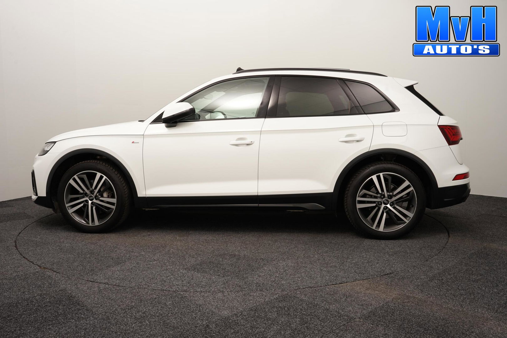 Audi Q5 50 TFSI e S Ed.|LUCHTVERING|RS-ZETELS|MATRIX|PANO|SOH86%