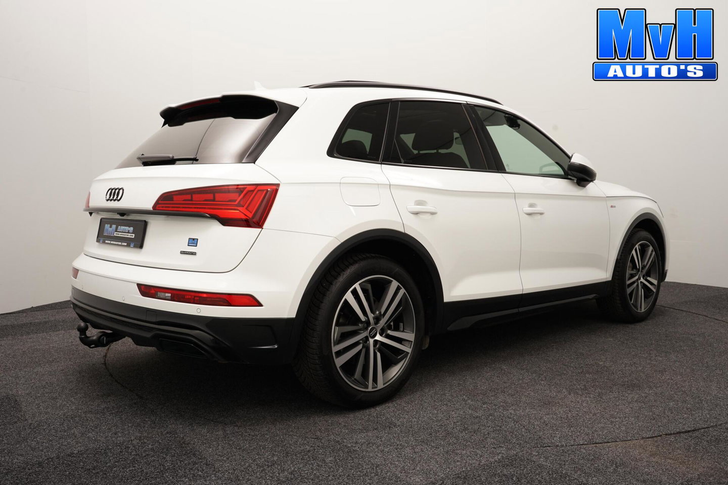 Audi Q5 50 TFSI e S Ed.|LUCHTVERING|RS-ZETELS|MATRIX|PANO|SOH86%