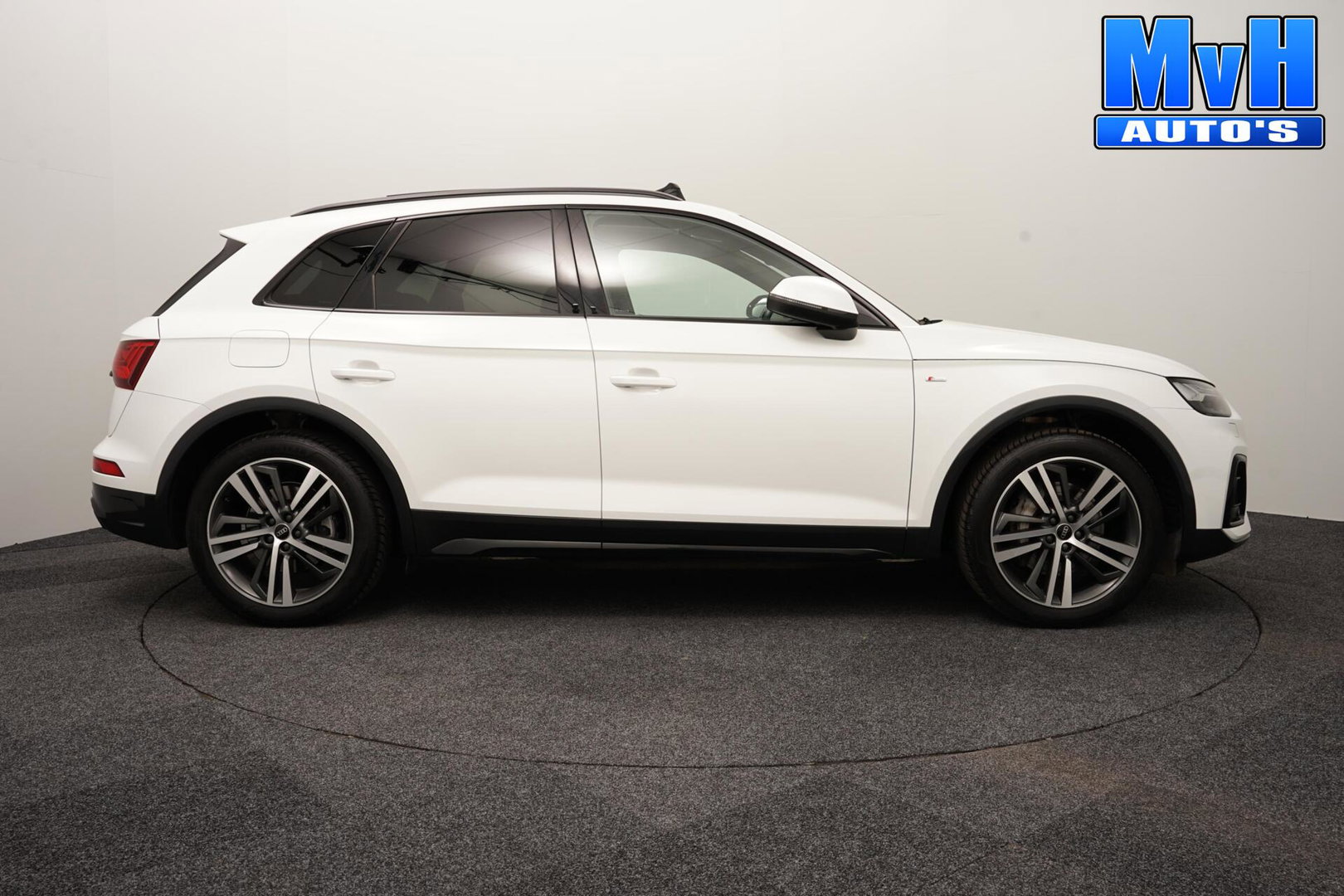 Audi Q5 50 TFSI e S Ed.|LUCHTVERING|RS-ZETELS|MATRIX|PANO|SOH86%