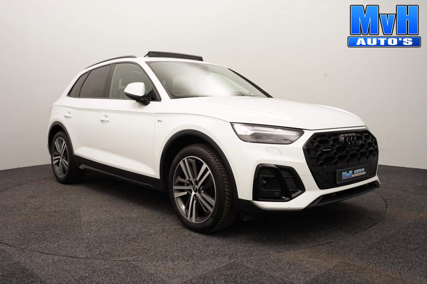 Audi Q5 50 TFSI e S Ed.|LUCHTVERING|RS-ZETELS|MATRIX|PANO|SOH86%