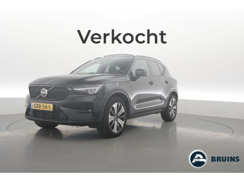 Volvo XC40 1.5 T5 Plug-in hybrid Plus Dark | Pano-dak | Trekhaak | ACC | H&K Audio |  Stoel + stuurverw. | Camera |  Elek. stoelen |