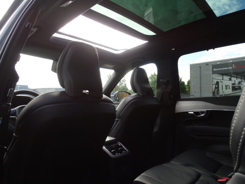 Volvo XC90 T8 455 PK Plus Dark AWD / 2023 / Harman Kardon / Pano / 7 Pers