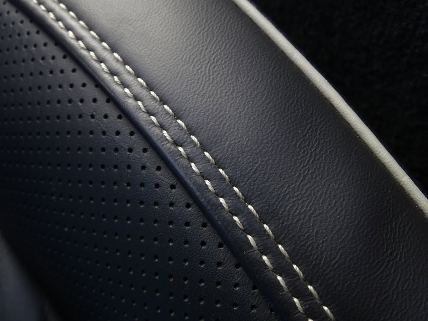 Volvo XC90 T8 455 PK Plus Dark AWD / 2023 / Harman Kardon / Pano / 7 Pers