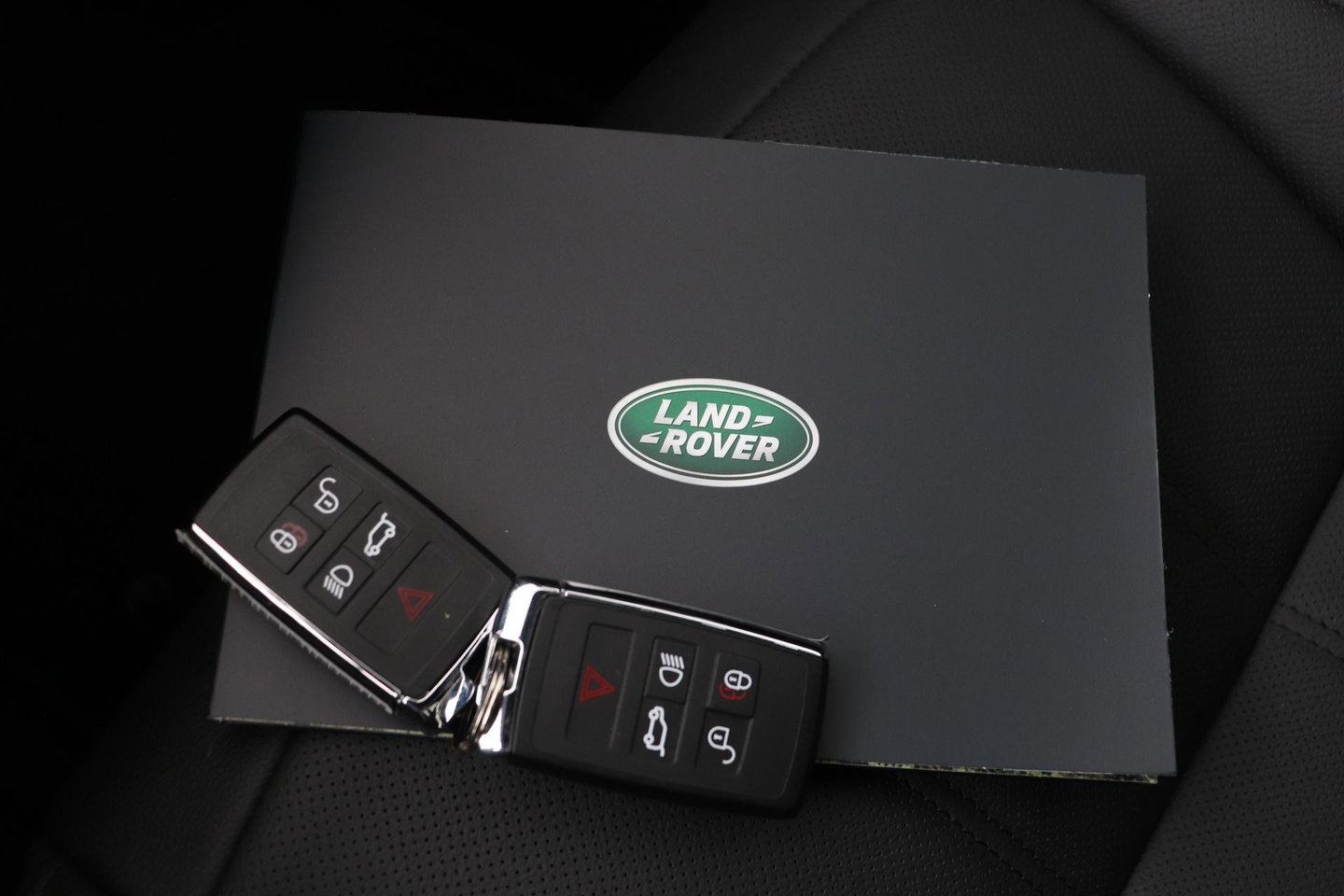 Land Rover Range Rover Evoque P270e PHEV Dynamic SE | Panoramadak | Meridian | Black Pack | 360° Camera | ACC | 20 Inch
