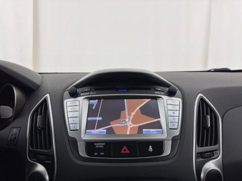 Hyundai ix35 1.7 CRDi Business Edition *LEATHER | HEATED-COMFORTSEATS | CAMERA | NAVI-FULLMAP | PRIVACY-GLASS | ECC | CRUISE | 17''ALU*