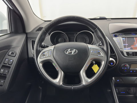 Hyundai ix35 1.7 CRDi Business Edition *LEATHER | HEATED-COMFORTSEATS | CAMERA | NAVI-FULLMAP | PRIVACY-GLASS | ECC | CRUISE | 17''ALU*