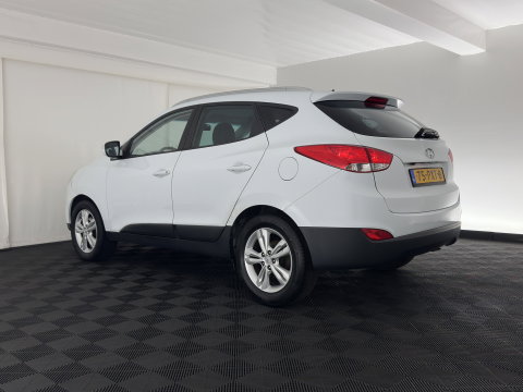 Hyundai ix35 1.7 CRDi Business Edition *LEATHER | HEATED-COMFORTSEATS | CAMERA | NAVI-FULLMAP | PRIVACY-GLASS | ECC | CRUISE | 17''ALU*