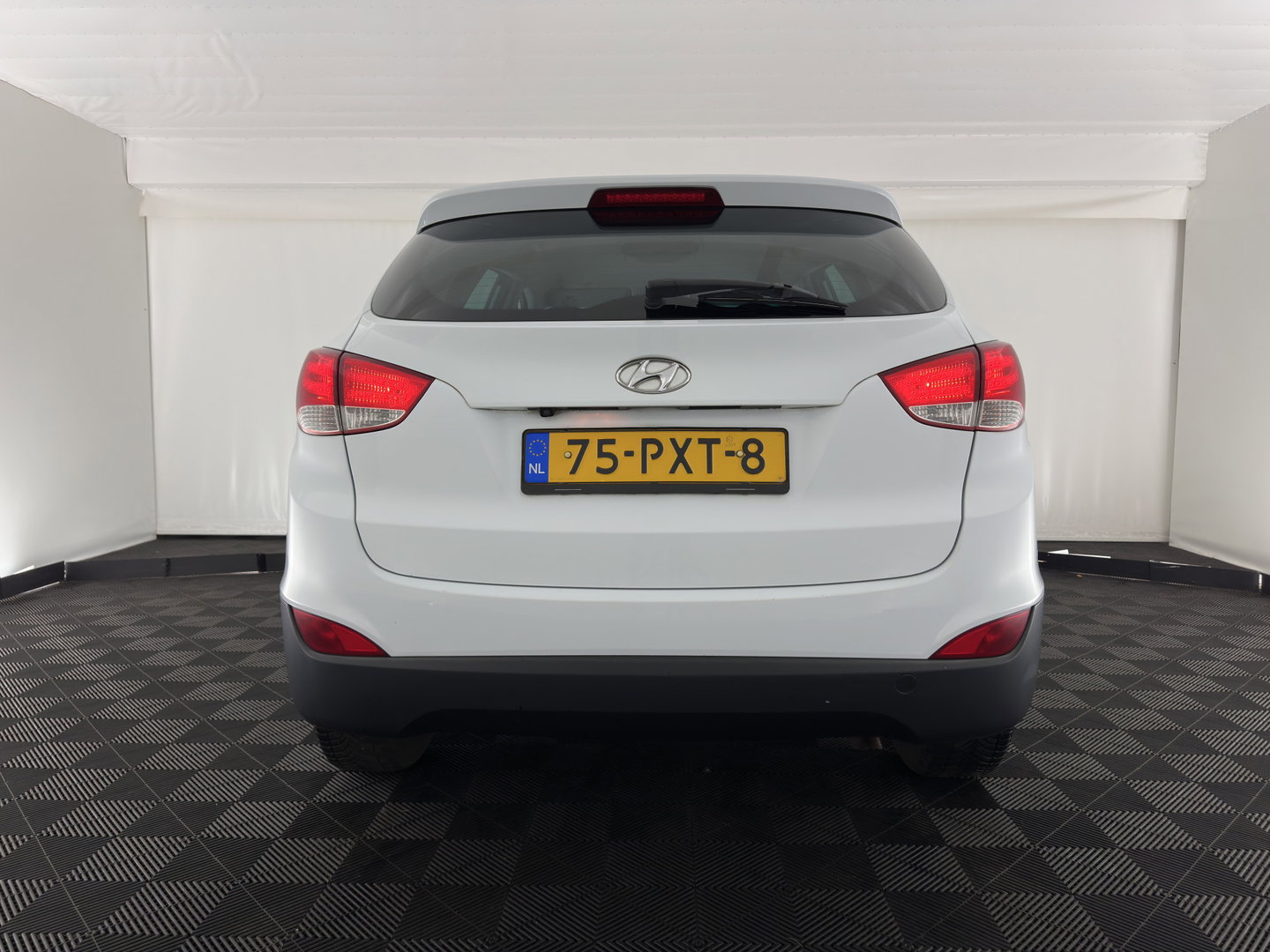 Hyundai ix35 1.7 CRDi Business Edition *LEATHER | HEATED-COMFORTSEATS | CAMERA | NAVI-FULLMAP | PRIVACY-GLASS | ECC | CRUISE | 17''ALU*