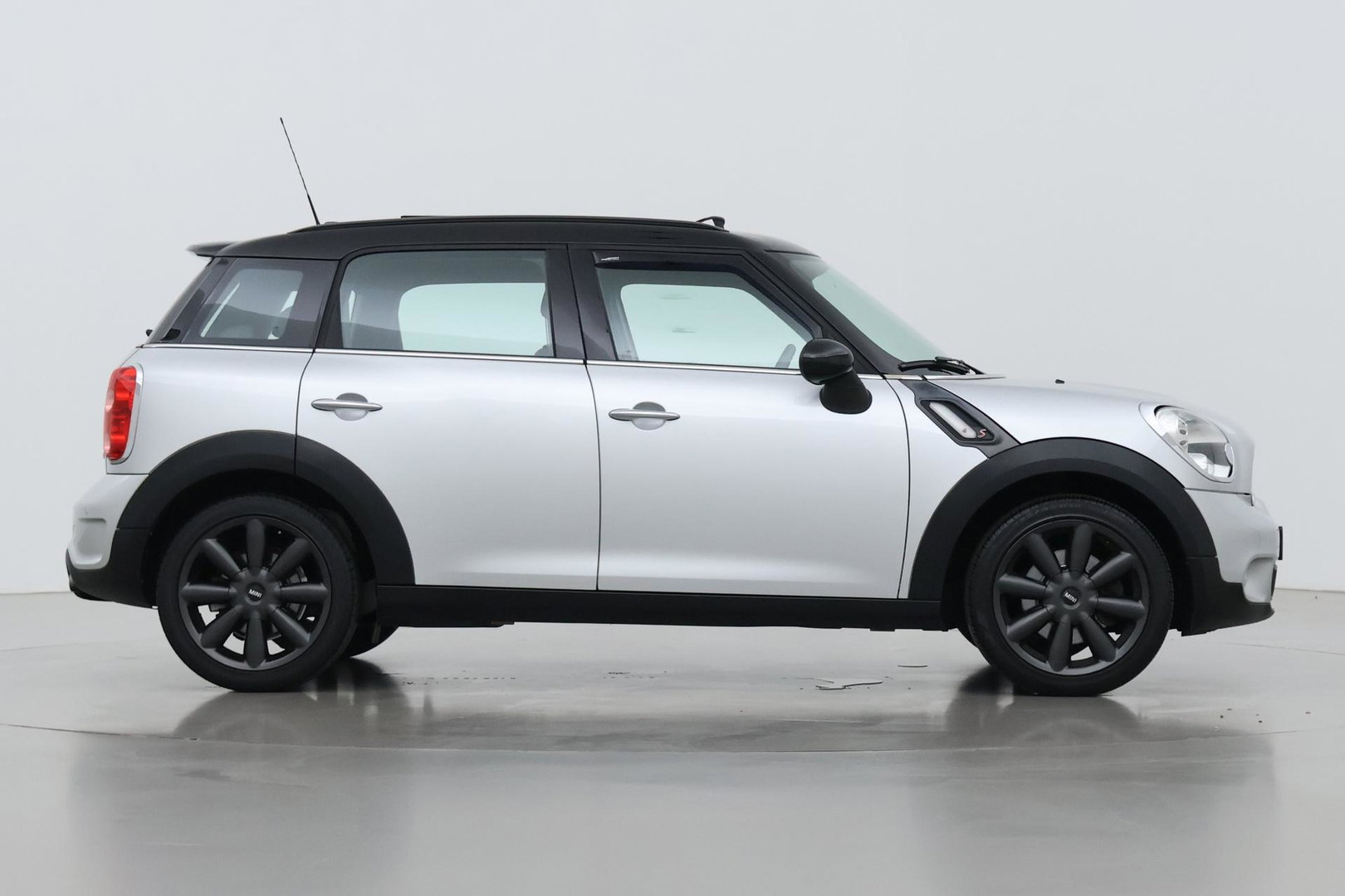 MINI Countryman 1.6 Cooper S | Panoramadak | Leder | Stoelverwarming | Cruise Control | Navigatie | Automaat | Sportstoelen | PDC