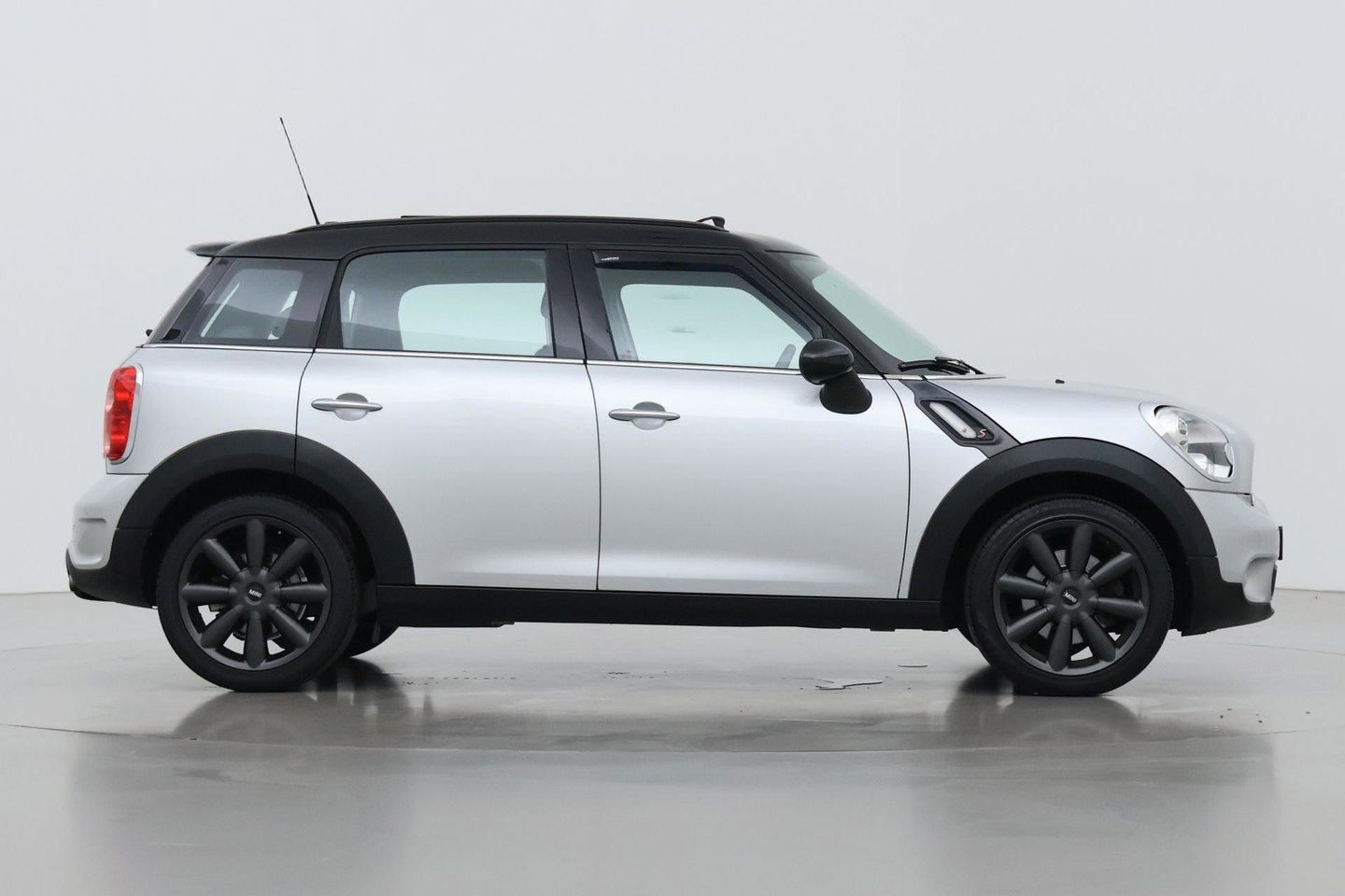 MINI Countryman 1.6 Cooper S | Panoramadak | Leder | Stoelverwarming | Cruise Control | Navigatie | Automaat | Sportstoelen | PDC