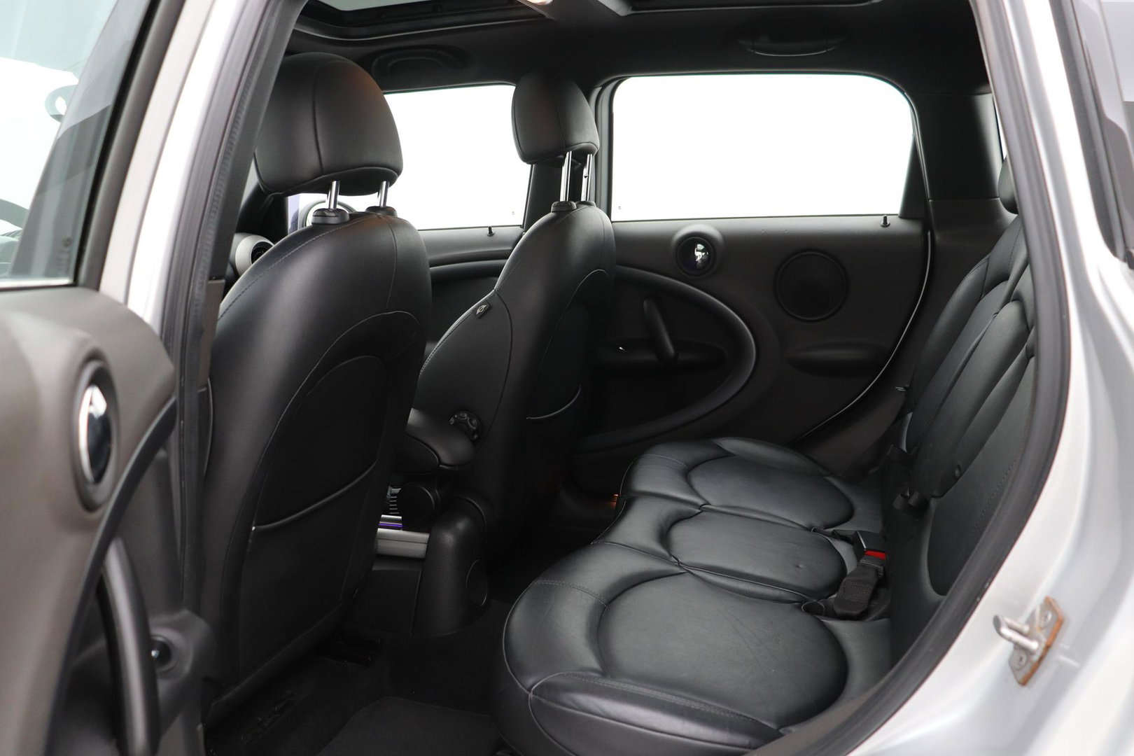 MINI Countryman 1.6 Cooper S | Panoramadak | Leder | Stoelverwarming | Cruise Control | Navigatie | Automaat | Sportstoelen | PDC