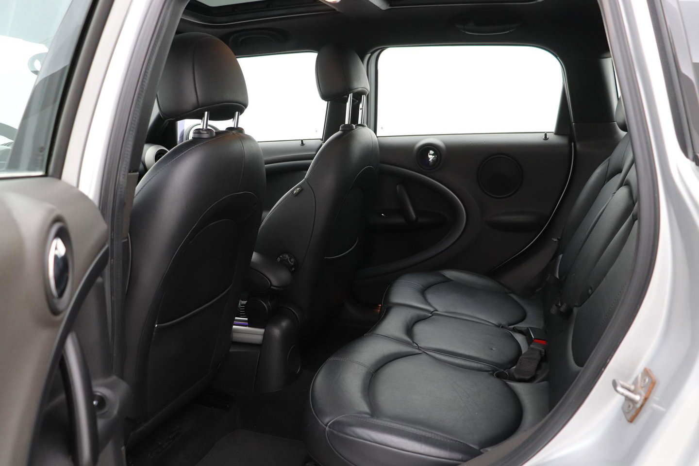 MINI Countryman 1.6 Cooper S | Panoramadak | Leder | Stoelverwarming | Cruise Control | Navigatie | Automaat | Sportstoelen | PDC