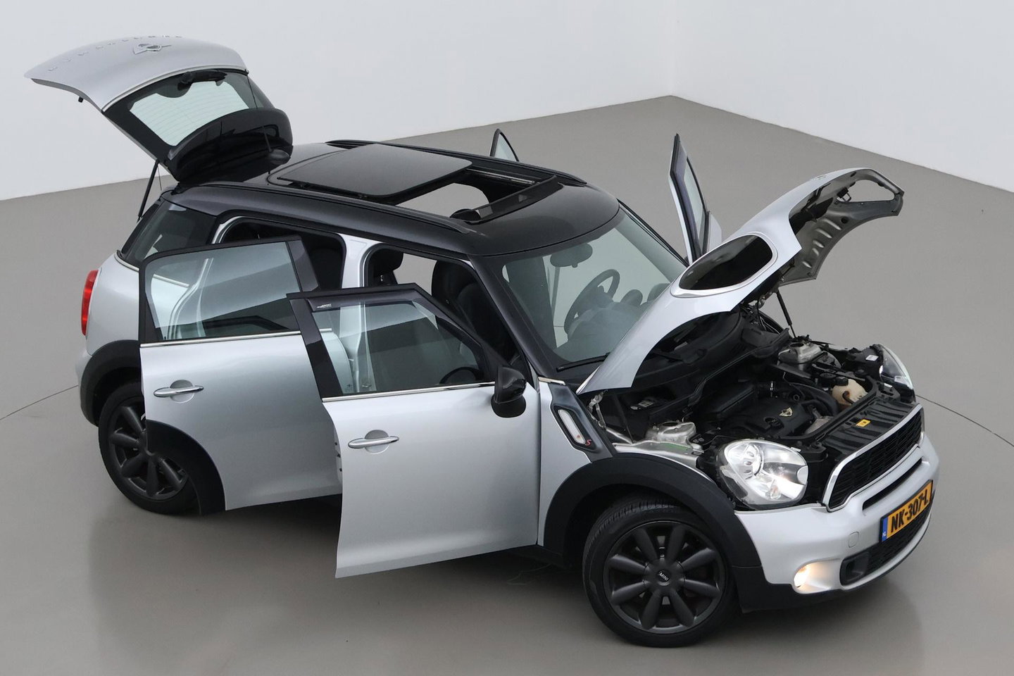 MINI Countryman 1.6 Cooper S | Panoramadak | Leder | Stoelverwarming | Cruise Control | Navigatie | Automaat | Sportstoelen | PDC