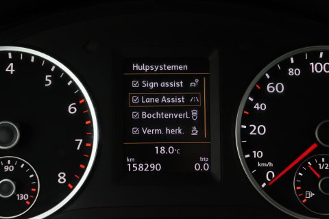 Volkswagen Tiguan 1.4 TSI R-Line Edition | Panoramadak | Stoelverwarming | R-Line | 19 Inch | Xenon | Park Assist | Navigatie | Getint Glas