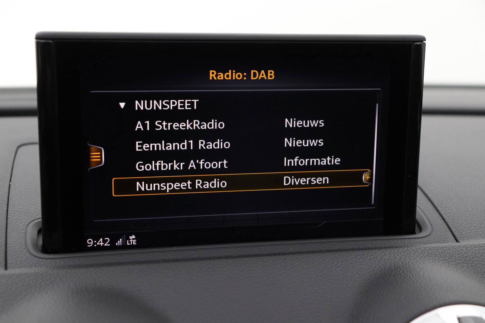 Audi A3 Cabriolet 2.0 TFSI S3 Quattro Pro Line Plus | Leder/Alcantara | Matrix LED | Stoel + Nekverwarming | Cruise Control | Keyless | Navigatie | 19 Inch