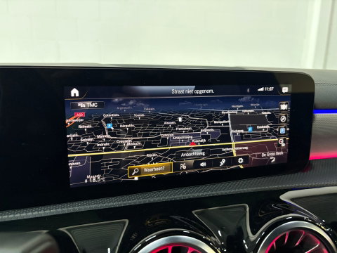 Mercedes-Benz CLA-Klasse 180 Prem+ Edition, Sfeer, Cam, AppleCP