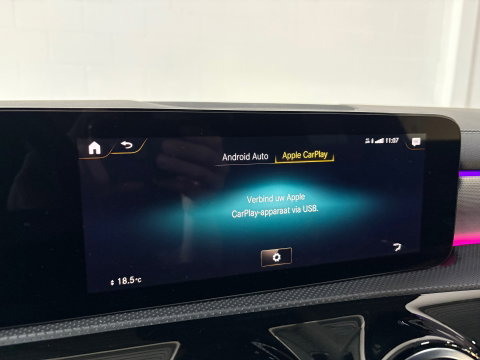 Mercedes-Benz CLA-Klasse 180 Prem+ Edition, Sfeer, Cam, AppleCP