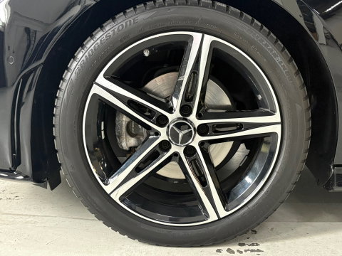 Mercedes-Benz CLA-Klasse 180 Prem+ Edition, Sfeer, Cam, AppleCP