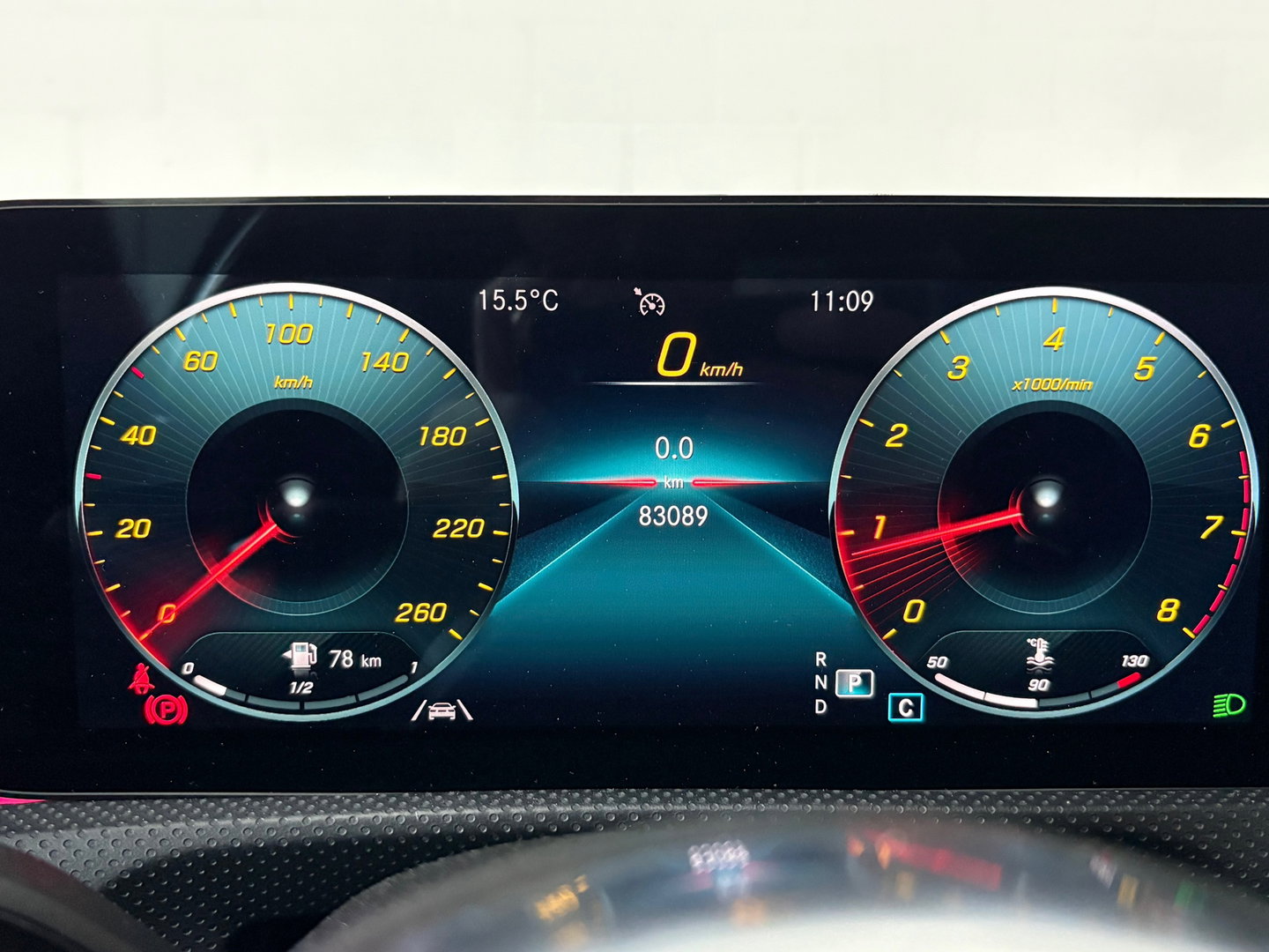 Mercedes-Benz CLA-Klasse 180 Prem+ Edition, Sfeer, Cam, AppleCP
