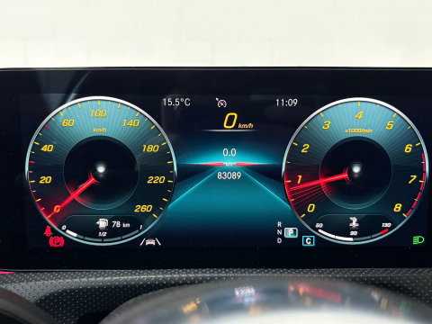 Mercedes-Benz CLA-Klasse 180 Prem+ Edition, Sfeer, Cam, AppleCP