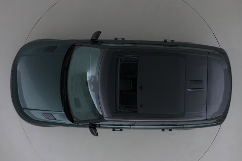 Land Rover Range Rover Sport 3.0 P550e Autobiography PHEV | British Racing Green | Performance Voorstoelen | Trekhaak | Luchtvering | Panoramadak | Meridian 3D | 23 Inch