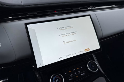 Land Rover Range Rover Sport 3.0 P510e First Edition | Luchtvering | Panoramadak | Achterasbesturing | Koelbox | 360° Camera | Massage + Ventilatiestoelen | 23 Inch