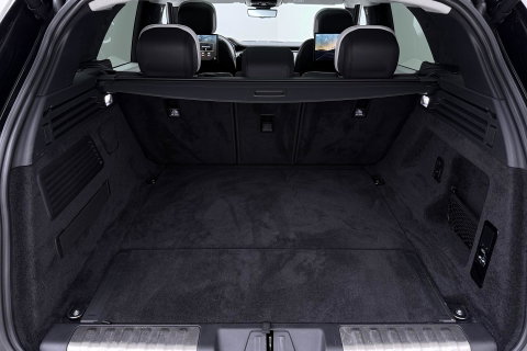 Land Rover Range Rover Sport 3.0 P510e First Edition | Luchtvering | Panoramadak | Achterasbesturing | Koelbox | 360° Camera | Massage + Ventilatiestoelen | 23 Inch