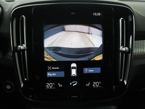 Volvo XC40 2.0 B3 Business Edition | SOH 90,7% | Panoramadak | Leder | Cruise control | Harman/Kardon | Stuur/stoel verwarming | Climate control | Carplay | Camera | Park assist | PHEV