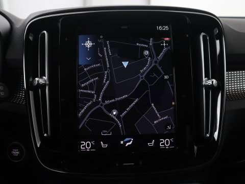 Volvo XC40 2.0 B3 Business Edition | SOH 90,7% | Panoramadak | Leder | Cruise control | Harman/Kardon | Stuur/stoel verwarming | Climate control | Carplay | Camera | Park assist | PHEV