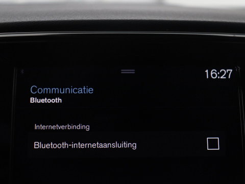 Volvo XC40 2.0 B3 Business Edition | SOH 90,7% | Panoramadak | Leder | Cruise control | Harman/Kardon | Stuur/stoel verwarming | Climate control | Carplay | Camera | Park assist | PHEV