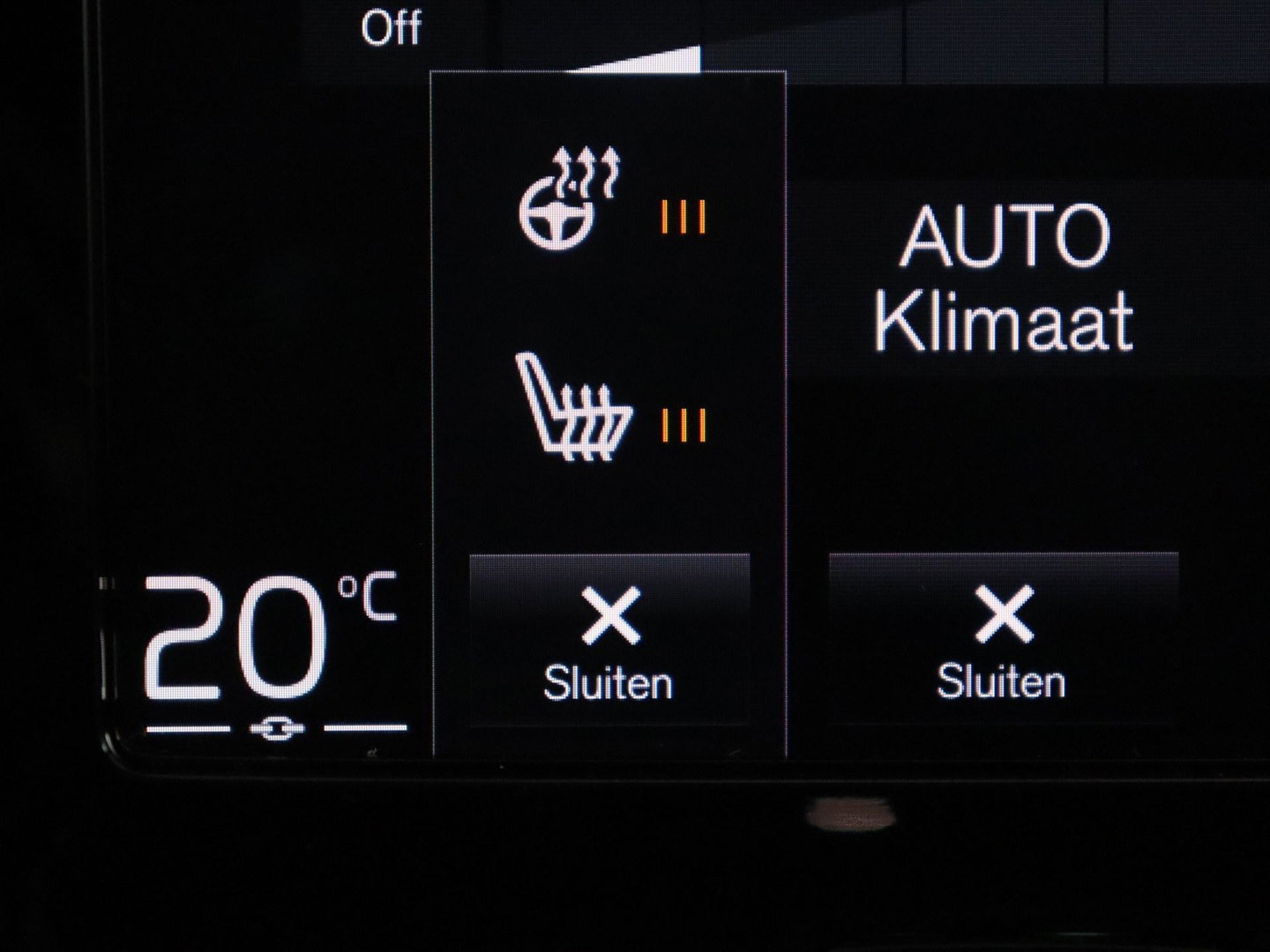 Volvo XC40 2.0 B3 Business Edition | SOH 90,7% | Panoramadak | Leder | Cruise control | Harman/Kardon | Stuur/stoel verwarming | Climate control | Carplay | Camera | Park assist | PHEV