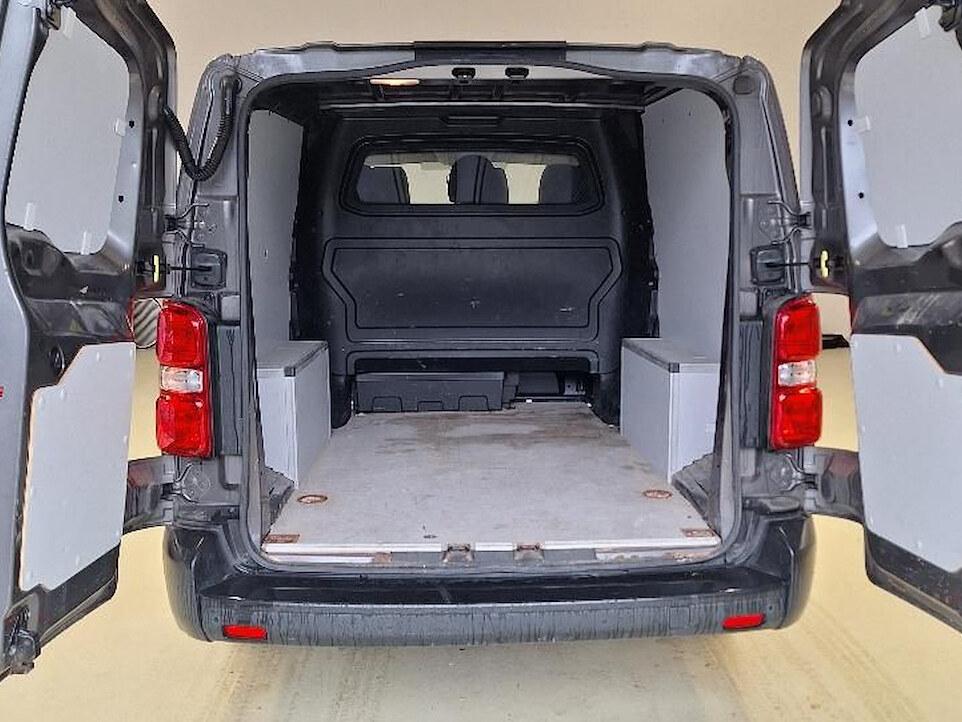 Peugeot Expert 2.0 BlueHDI 145 AUTOMAAT DUBBEL CABINE DC