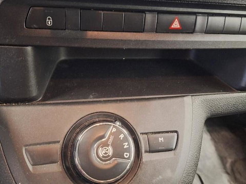 Peugeot Expert 2.0 BlueHDI 145 AUTOMAAT DUBBEL CABINE DC