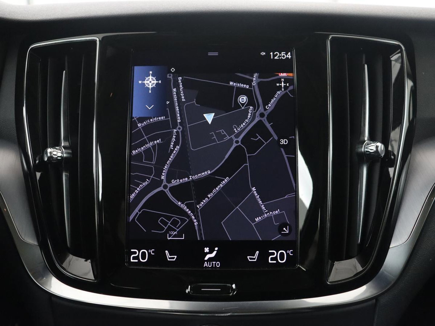 Volvo V60 2.0 B3 Momentum Business