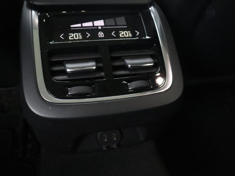 Volvo V60 2.0 B3 Momentum Business