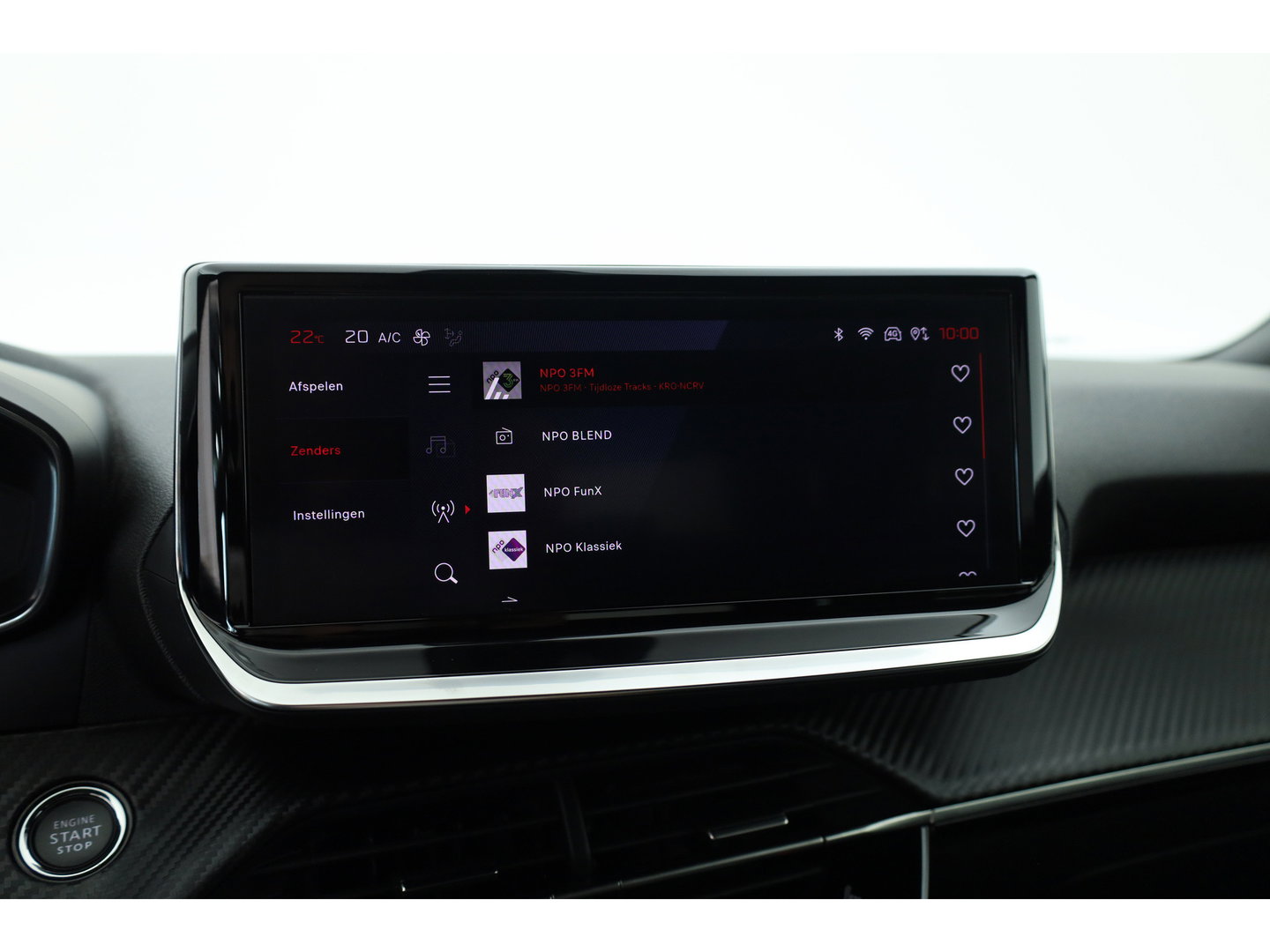 Peugeot 2008 1.2 PureTech 130 Allure | Rijklaar!! | Adapt. Cruise | Dodehoek | 360cam | Stoelverw. | Keyless | Apple Carplay