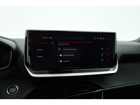 Peugeot 2008 1.2 PureTech 130 Allure | Rijklaar!! | Adapt. Cruise | Dodehoek | 360cam | Stoelverw. | Keyless | Apple Carplay