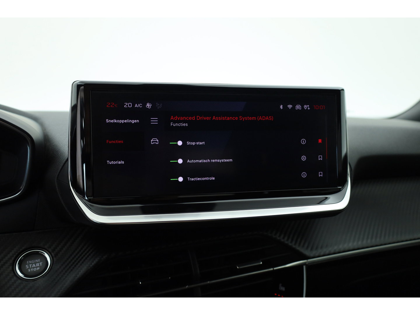 Peugeot 2008 1.2 PureTech 130 Allure | Rijklaar!! | Adapt. Cruise | Dodehoek | 360cam | Stoelverw. | Keyless | Apple Carplay